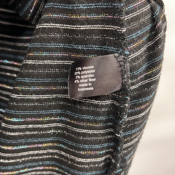 Lane Bryant stripe black blue turtle neck flowy top size 22 sparkle - Picture 6 of 8